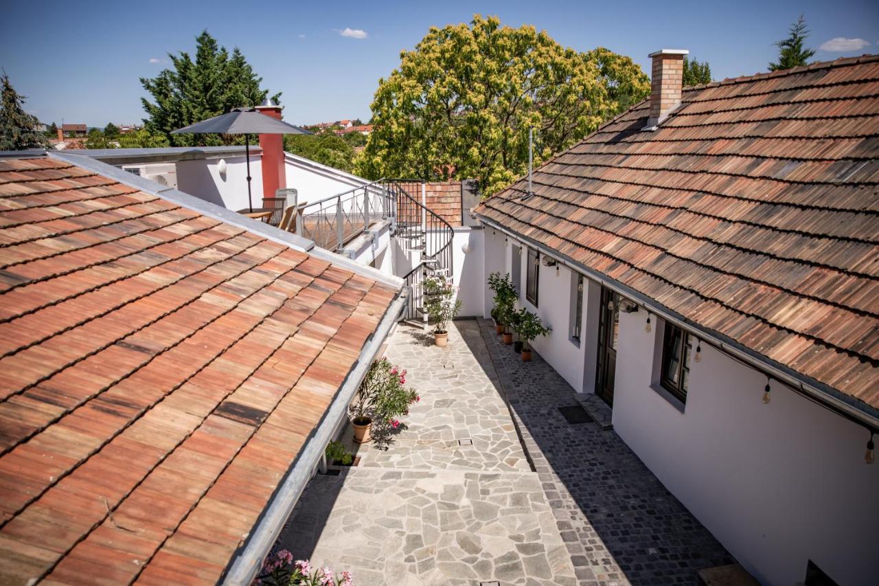City-Top Vendeghaz Esztergom Luaran gambar