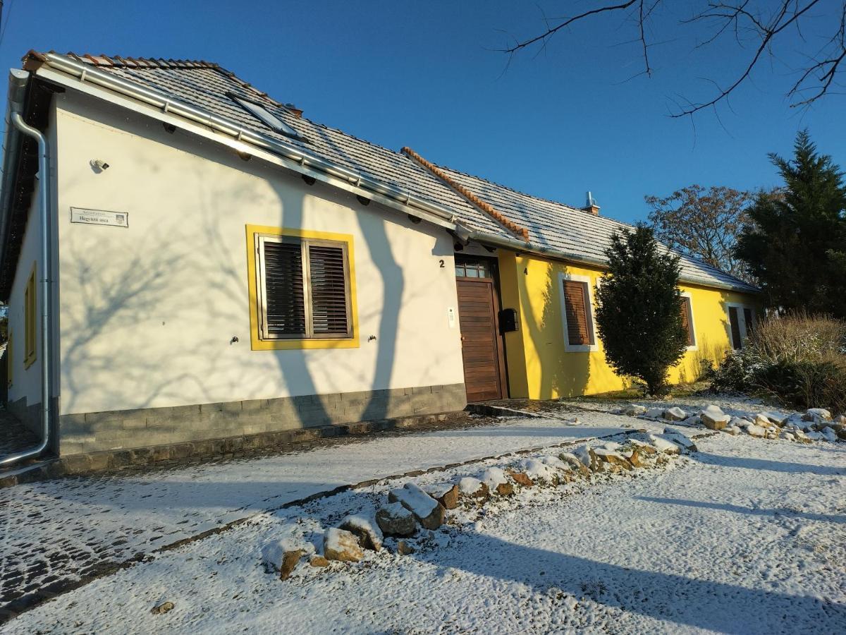 City-Top Vendeghaz Esztergom Luaran gambar