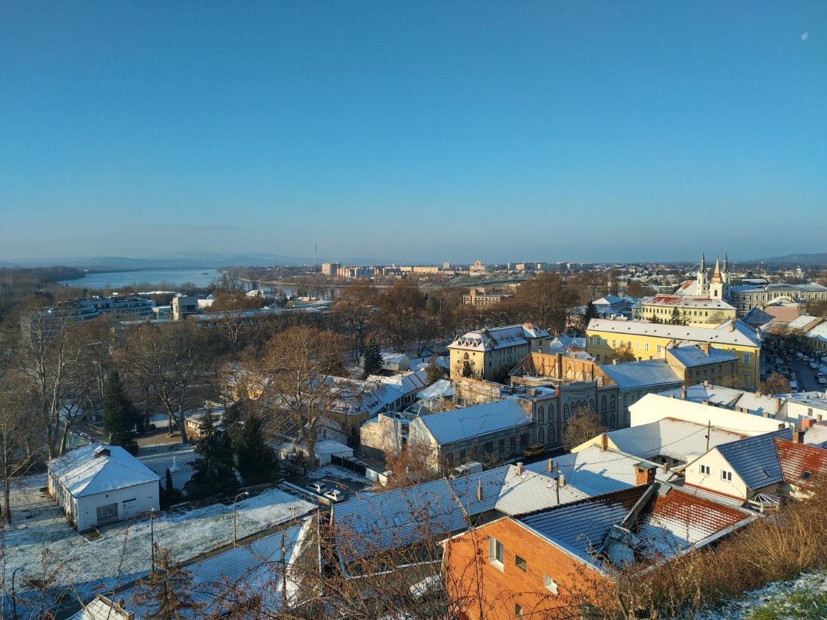 City-Top Vendeghaz Esztergom Luaran gambar